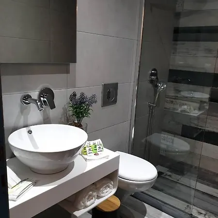 V-suites