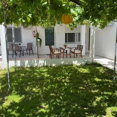 V-suites