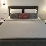 Διαμέρισμα V-suites Ποτός