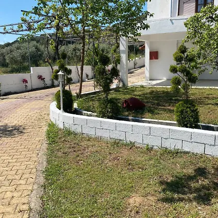 アパート V-suites