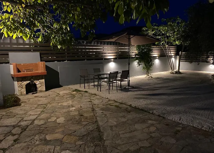 V-suites